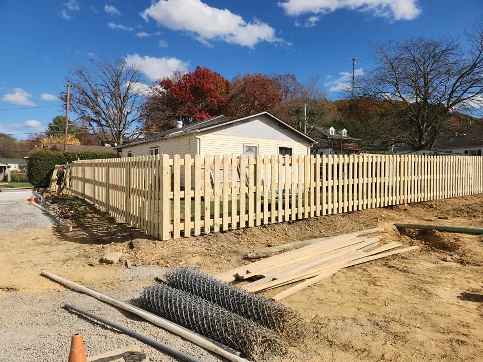 Shadowbox fence